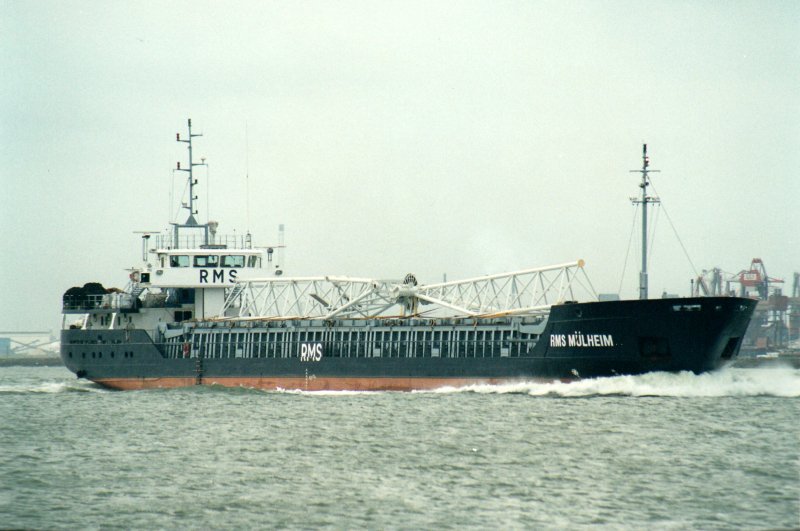 MV RMS Mulheim encallado 2