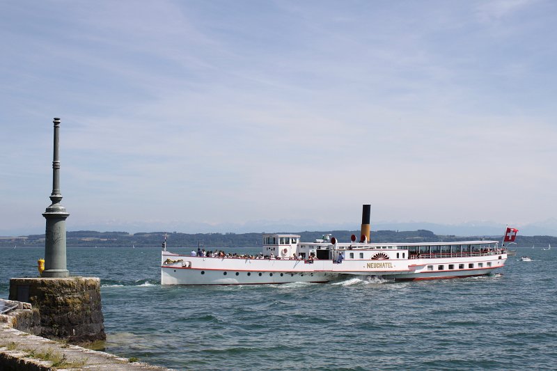 Neuchâtel, Paddle Steamer, Suiza 2