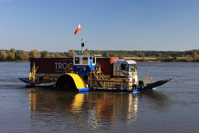 Nieszawa, Ferry Paddle Steamer, Polonia 0 - Krasnoyarsk y Blagoveshchensk - Barcos de paletas de Rusia 🗺️ Foro General de Google Earth