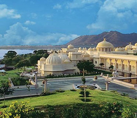 Hotel Oberoi Udaivilas, India 1