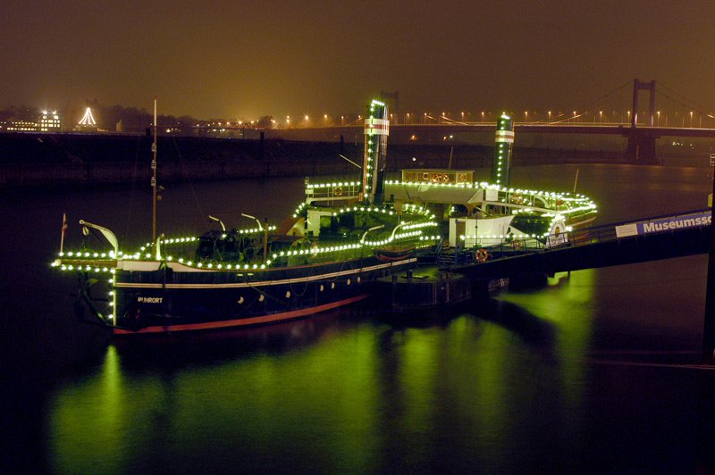 Barco Oscar Huber 1 - El Mainz, paddle steamer alemán 🗺️ Foro General de Google Earth