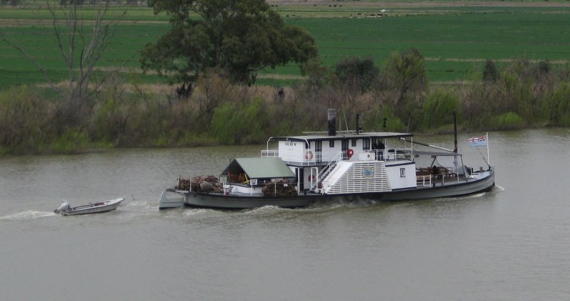 Oscar W, Paddle Steamer, Australia 1