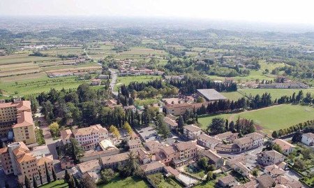 Paderno del Grappa, Treviso, Véneto, Italia 0