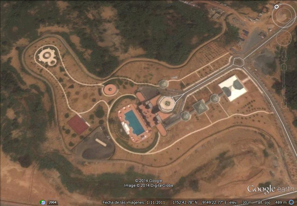 Palacio desconocido - Bata 1 - Palacios en Africa 🗺️ Foros de Google Earth y Maps