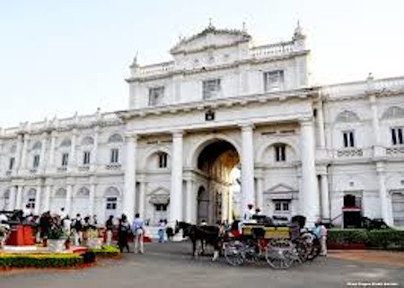 Palacio Jai Vilas, Madhya Pradesh, India 1