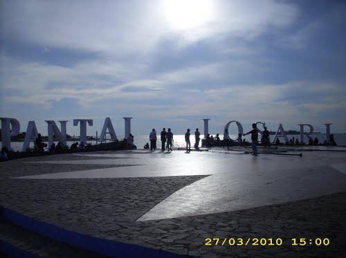 Pantai Losari, Makassar, Indonesia 1 - Rosa de los Vientos en Cheju - Corea del Sur 🗺️ Foro General de Google Earth