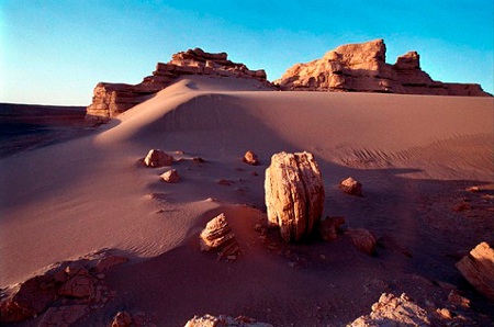 Parque Nacional Geológico Yadan, Gansu, China 1