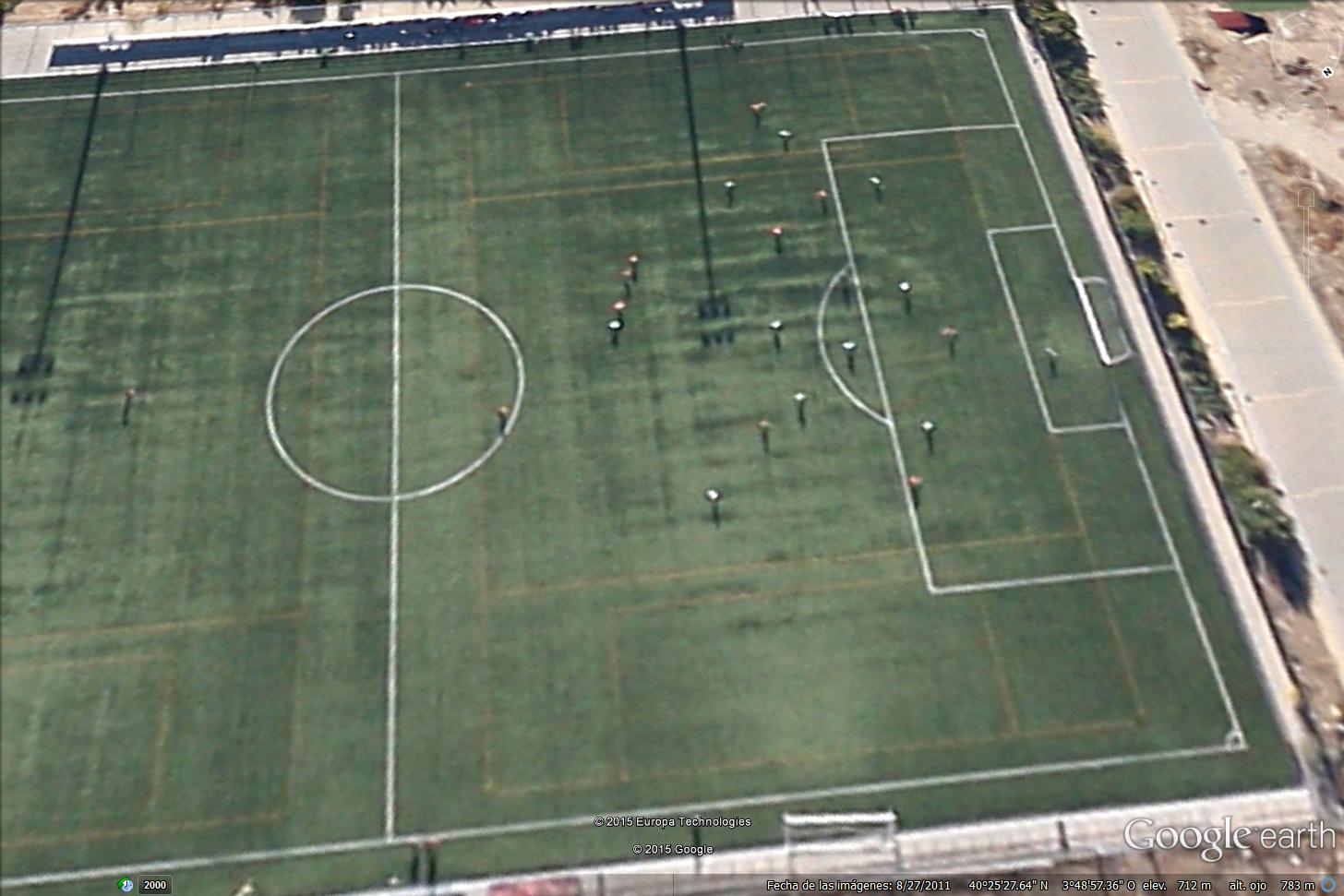 Partido de Fútbol en Pozuelo de Alarcon - Madrid 1 - Miniestadio sobre la arena de la playa de Fortaleza 🗺️ Foro Deportes y Aficiones