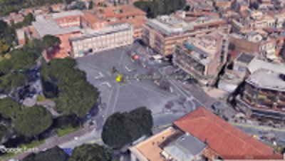 Piazza Giuseppe Garibaldi, Tívoli, Roma, Italia 2