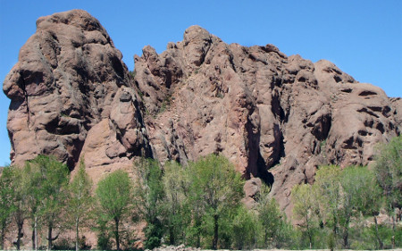 Piedra del Águila, Neuquén, Argentina 1