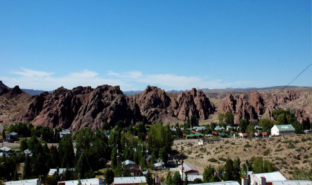 Piedra del Águila, Neuquén, Argentina 1