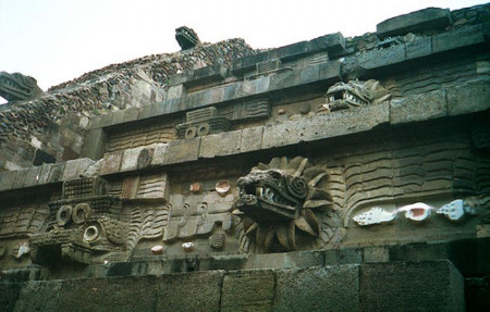 Piramide de la serpiente, Teotihuacan, Mexico 0