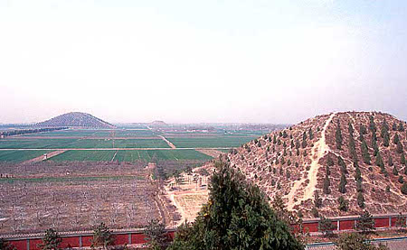 Piramide de Xian, Shaanxi, China 1