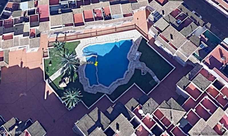 Piscina Mapa de España y Portugal en Torrevieja, Alicante 0 - Las piscinas más originales 2022 ⚠️ Ultimas opiniones