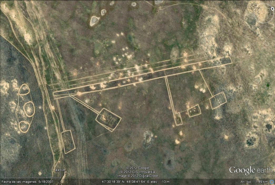 Campo de tiro simulando un aeropuerto Ashuluk 1 - Campos de Maniobras y Tiro Militares 🗺️ Foro Belico y Militar