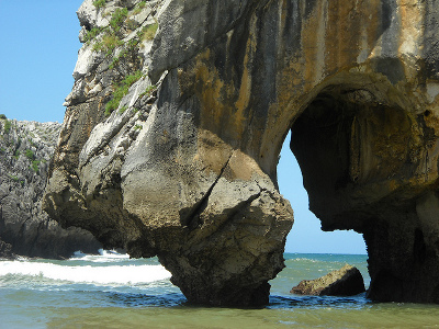 Playa Cuevas de Mar, Llanes, Asturias 0