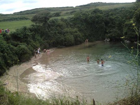 playa Gulpiyuri, Llanes, Asturias (Foto 6)