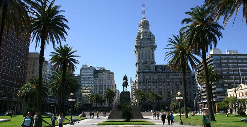 Plaza Independencia, Montevideo, Uruguay 0