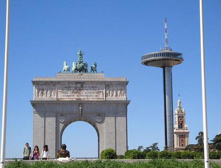 Plaza de la Moncloa, Madrid 0