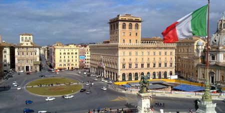 Plaza de Venezia, Roma, Italia 1