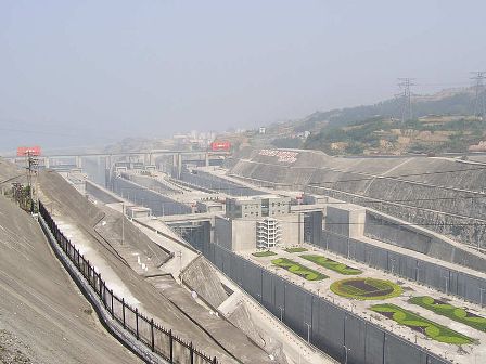 Parte de la contruccion de la presa - Presa de las tres gargantas, Hubei, China