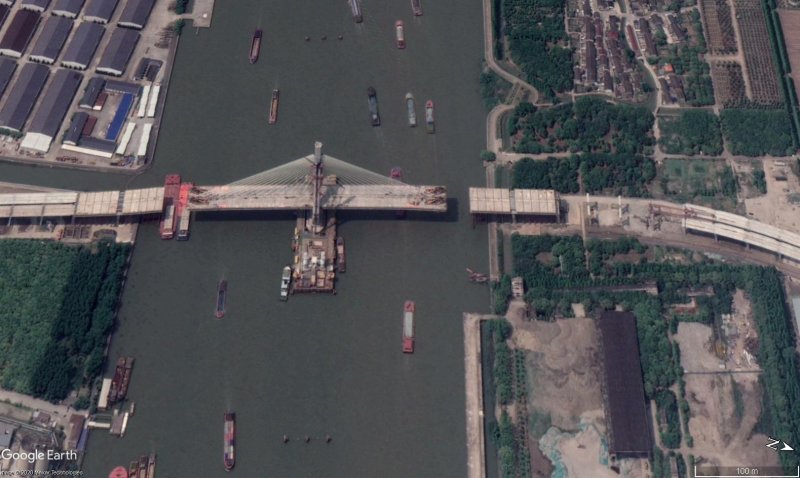 Puente colgante en Construcción cerca de Shanghai - China 1