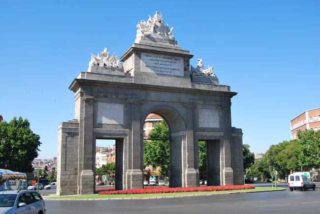 puerta de Toledo en Madrid