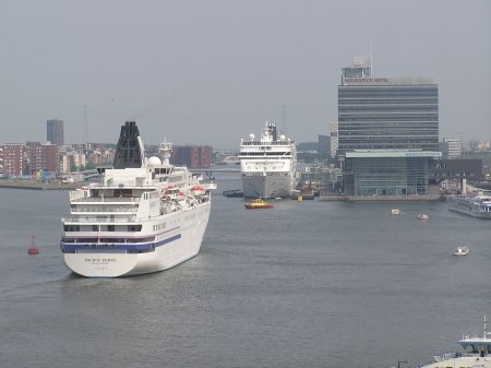 Puerto de Amsterdam, Holanda 0