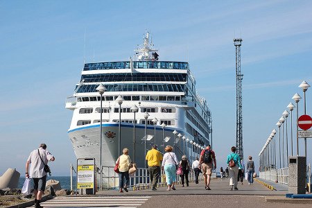 Puerto de Cagliari, Cagliari, Italia 🗺️ Foro Europa 0