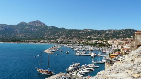 Puerto de Calvi, Francia 0