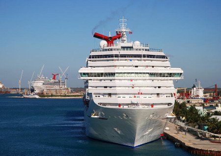 Puerto de Freeport, Gran Bahamas 1