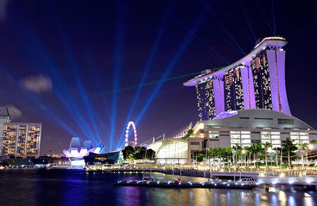 Puerto de Harbourfront, Singapur 1