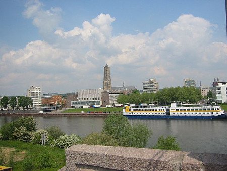 Puerto de Nijmegen, Nimega, Países Bajos, Holanda 1