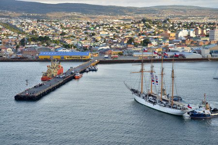 Puerto de Punta Arenas, Chile 0