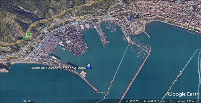 Puerto de Salerno, Campania, Italia 🗺️ Foro Europa 2