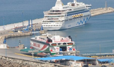 Puerto de Tanger, Marruecos 1