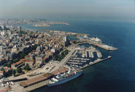 Puerto de Vigo, Pontevedra, Galicia 1