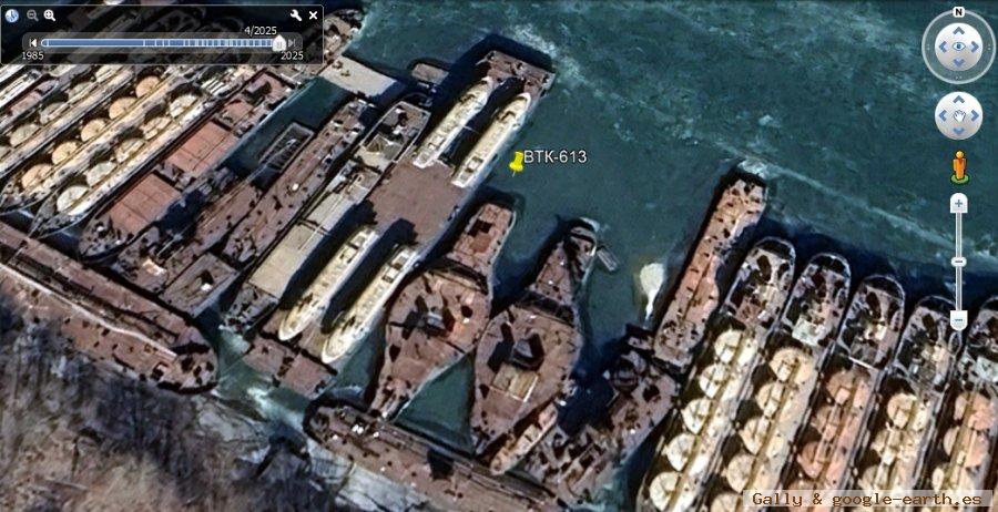 Remolcador BТК-613 en Omsk, Rusia 1 - Barcos Rueda de Paleta o Vapor de ruedas