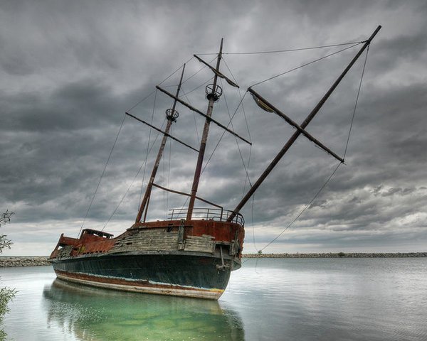 Replica La Grande Hermine, Canadá 1 - Barco abandonado Armada Mandiri 🗺️ Foro General de Google Earth