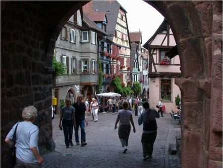 Riquewihr, Alsacia, Francia 1