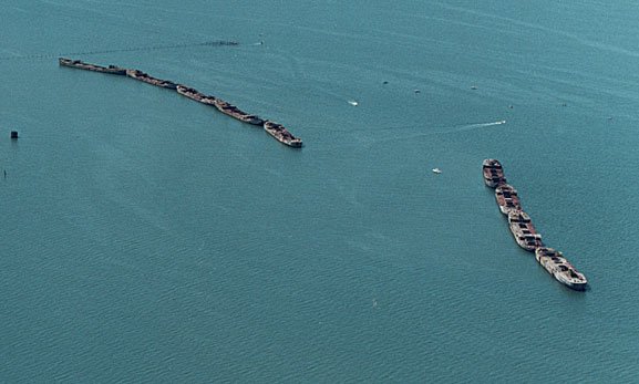 El Rompeolas de Kiptopeke, Bahía de Chesapeake, USA 0 - USS YOGN-82 🗺️ Foro General de Google Earth