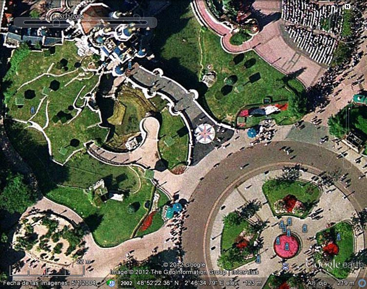 Rosa de los vientos Disneyland Paris 2 - Pantai Losari, Makassar, Indonesia 🗺️ Foro General de Google Earth