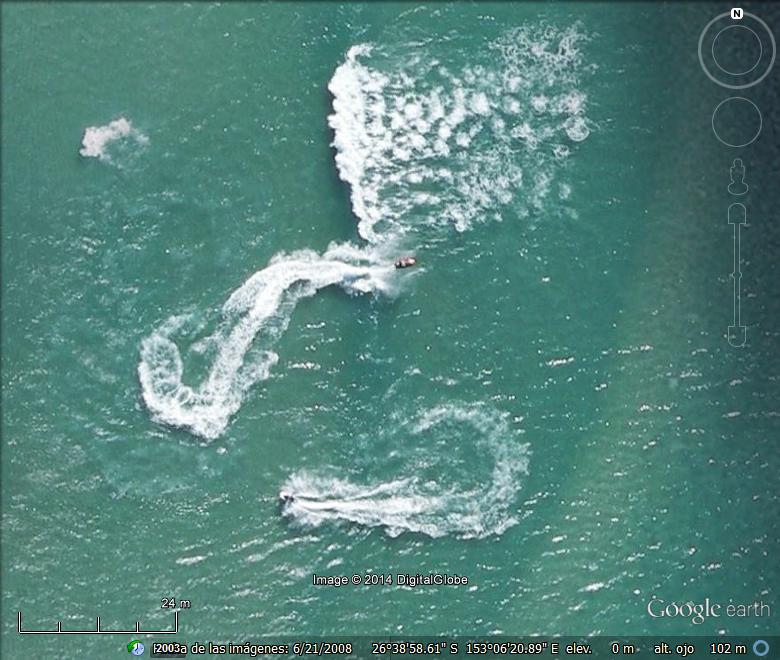 Saltando olas en la desembocadura del río Maroochy -Austalia 1 - Practica de Parapente en Isla de Man 🗺️ Foro Deportes y Aficiones