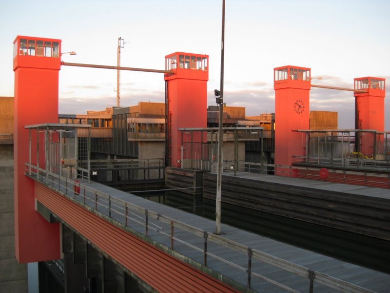 Elevador de barcos gemelos Scharnebeck, Lüneburg (Alemania) 1