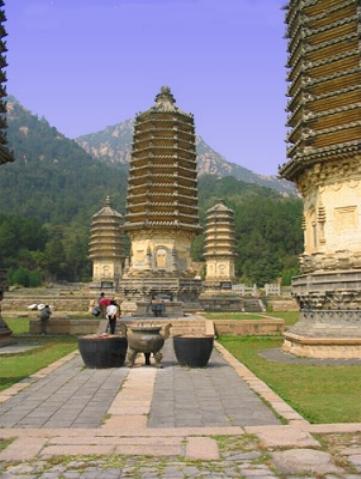 Templo TanZhe Si, Beijing, China 🗺️ Foro China, el Tíbet y Taiwán 0