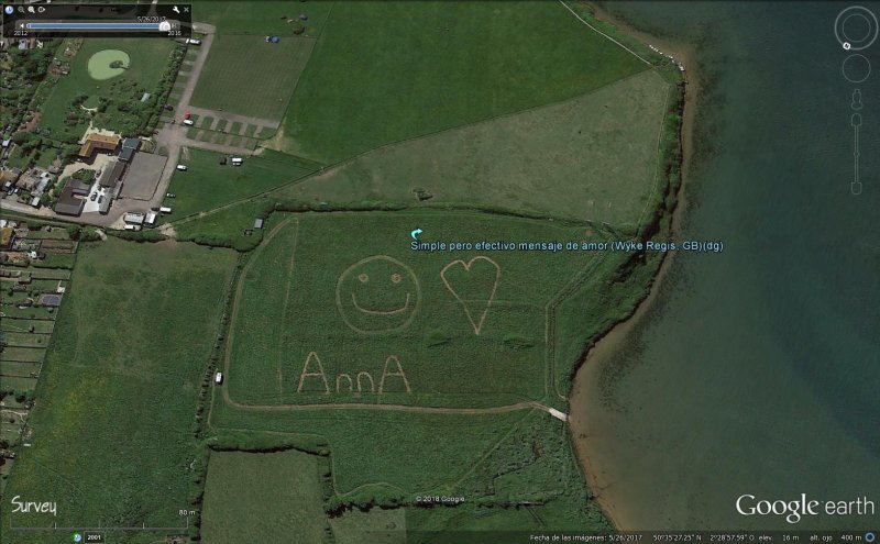 Simple pero efectivo mensaje de amor 0 - Figura gigante junto a Fort Napoleon en Ostende, Bélgica 🗺️ Foro General de Google Earth