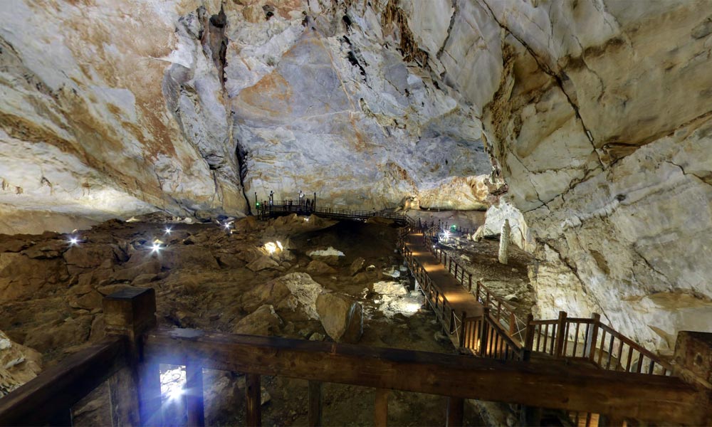 Son Doong, la cueva más grande 0