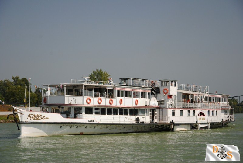 Stadt Wien, Paddle Steamer, Austria 2 - Shemagin, Swallow - barco de paletas, Rusia 🗺️ Foro General de Google Earth