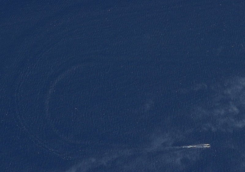 Submarino saliendo a la mar - Bahia de Tokio, Japón 🗺️ Foro Belico y Militar