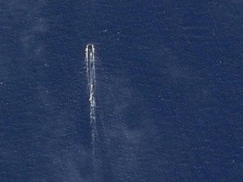 Submarino navegando haciendo una U en la Bahía de Kola 2 - Submarino clase son won-il en Busan, Corea del Sur 🗺️ Foro Belico y Militar